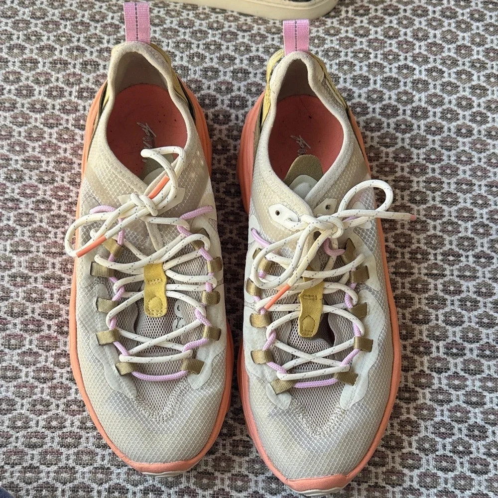 FP MOVEMENT x Sorel Women's Pink and Tan Sneakers Size 9.5